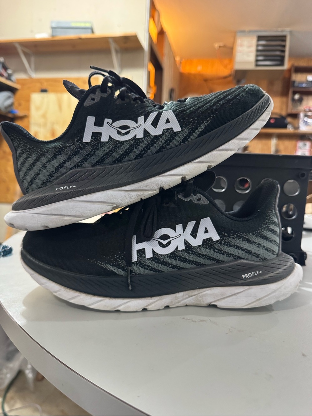 Hoka One One Women’s Mach 6 Running Shoes Size 8 B